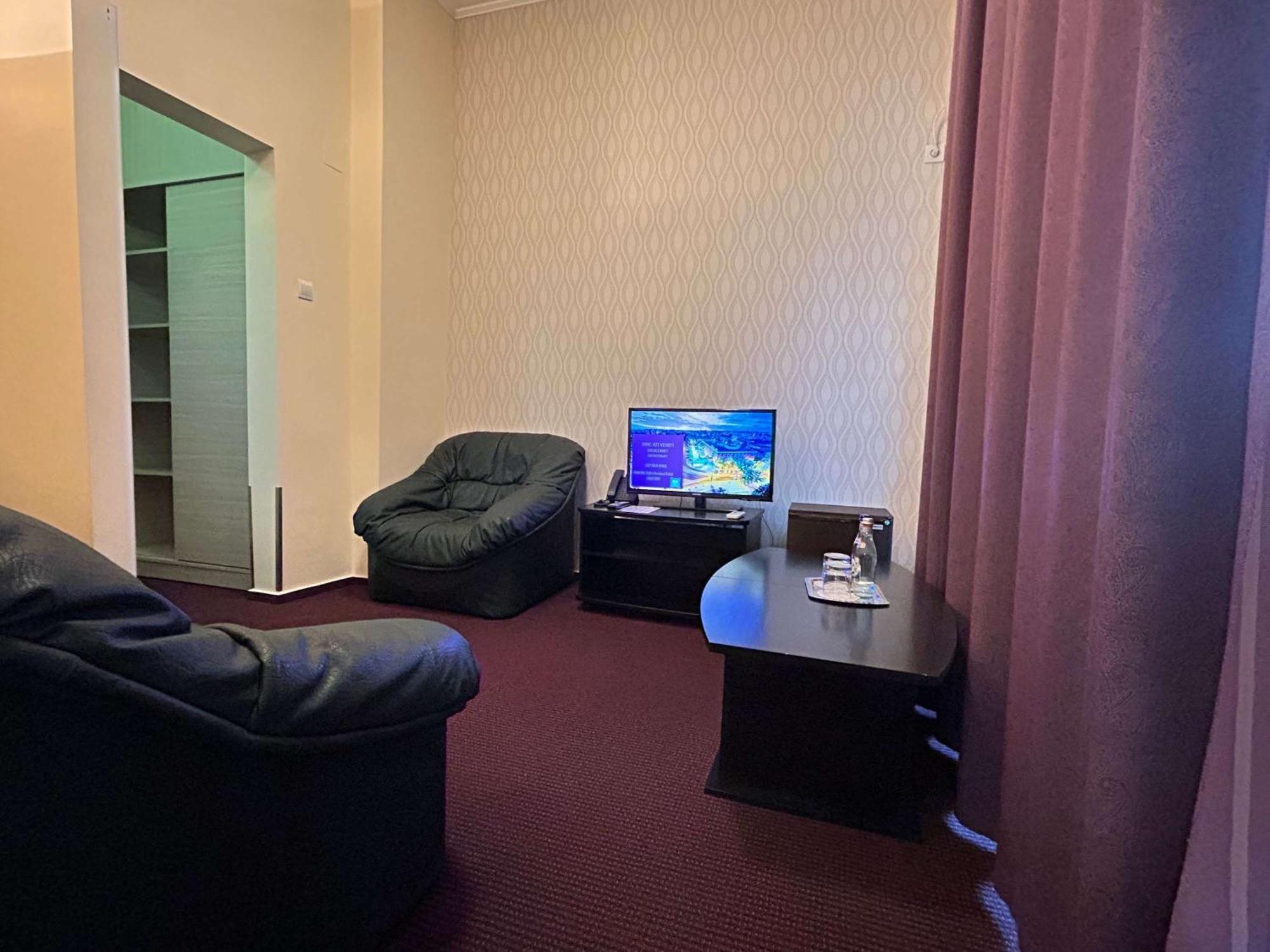 Ibis Styles Dunarea Galati Exterior photo
